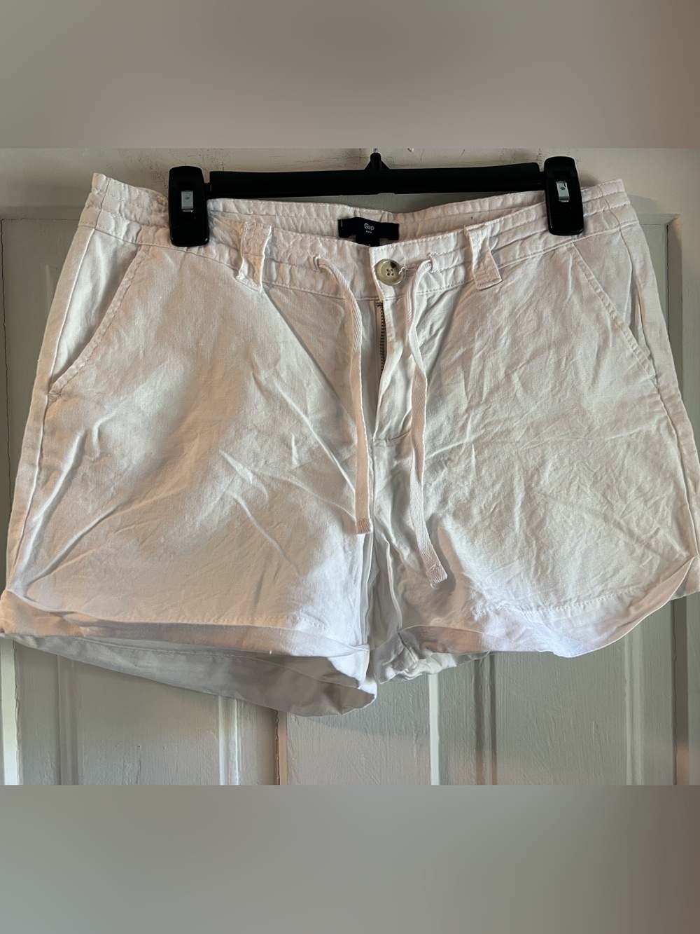 Gap Casual White Women's Drawstring Shorts